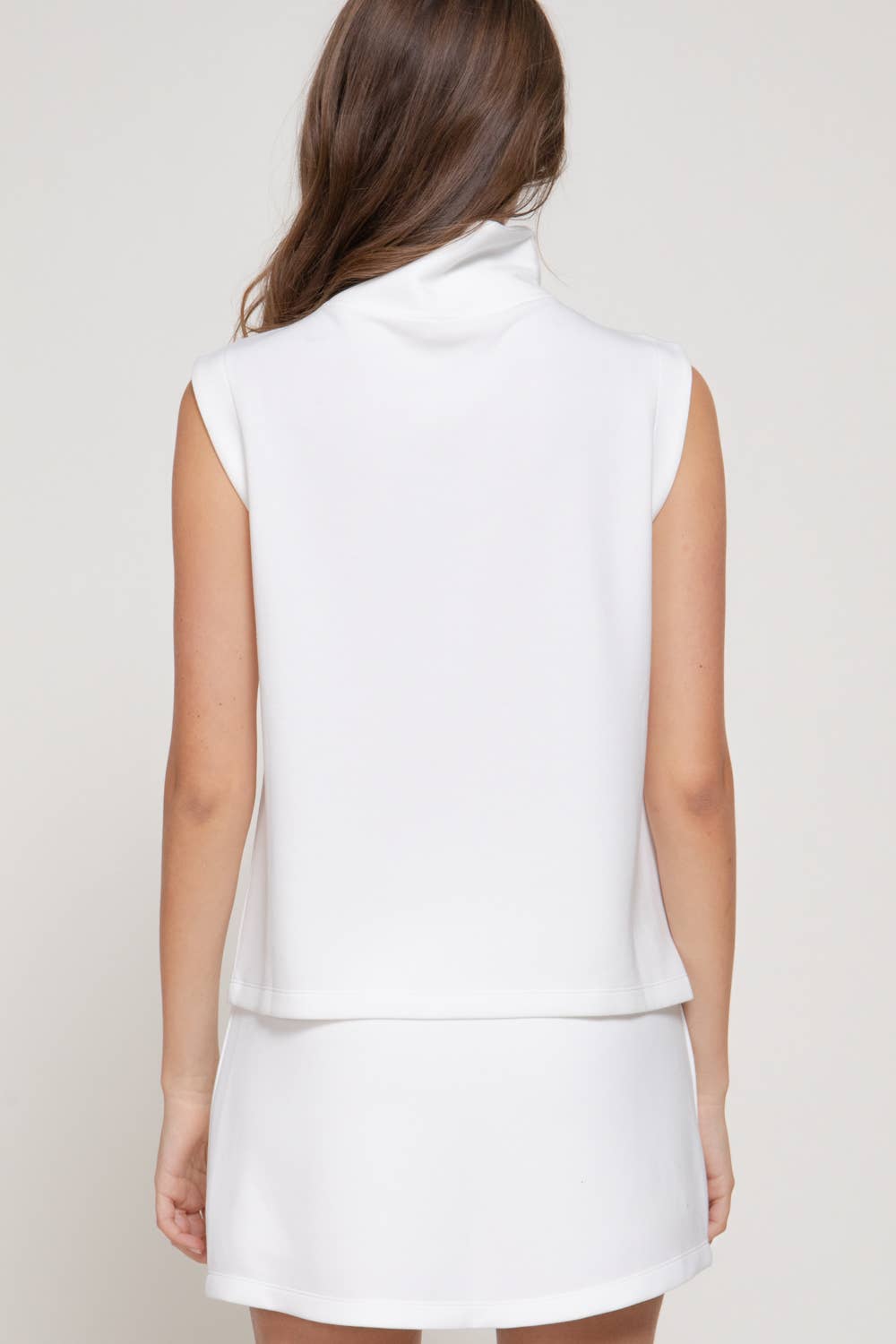 Sleeveless High Neck Soft Scuba Top with Zipper Detail
