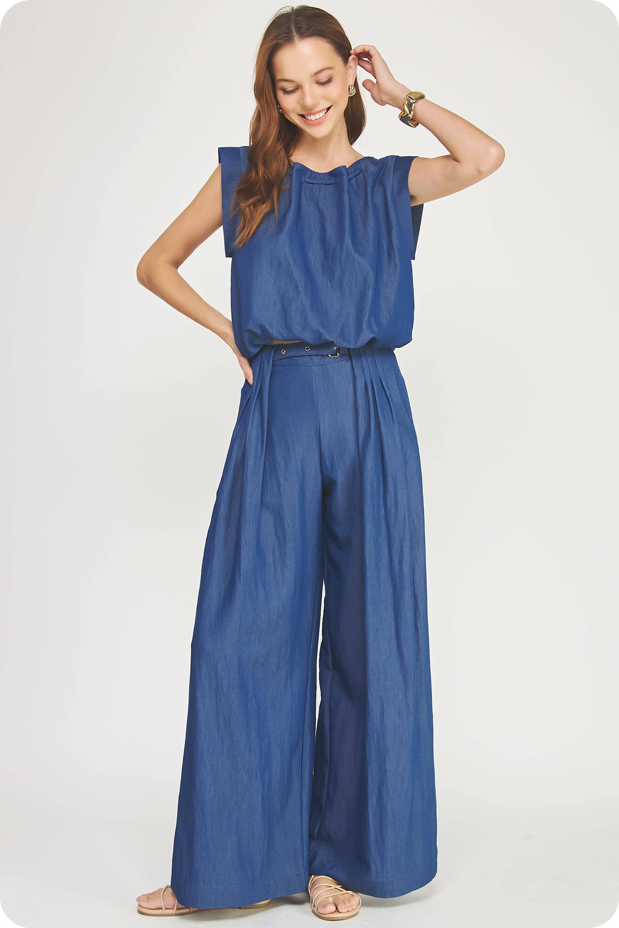 Sleeveless Top & Pleated Wide Pants Set