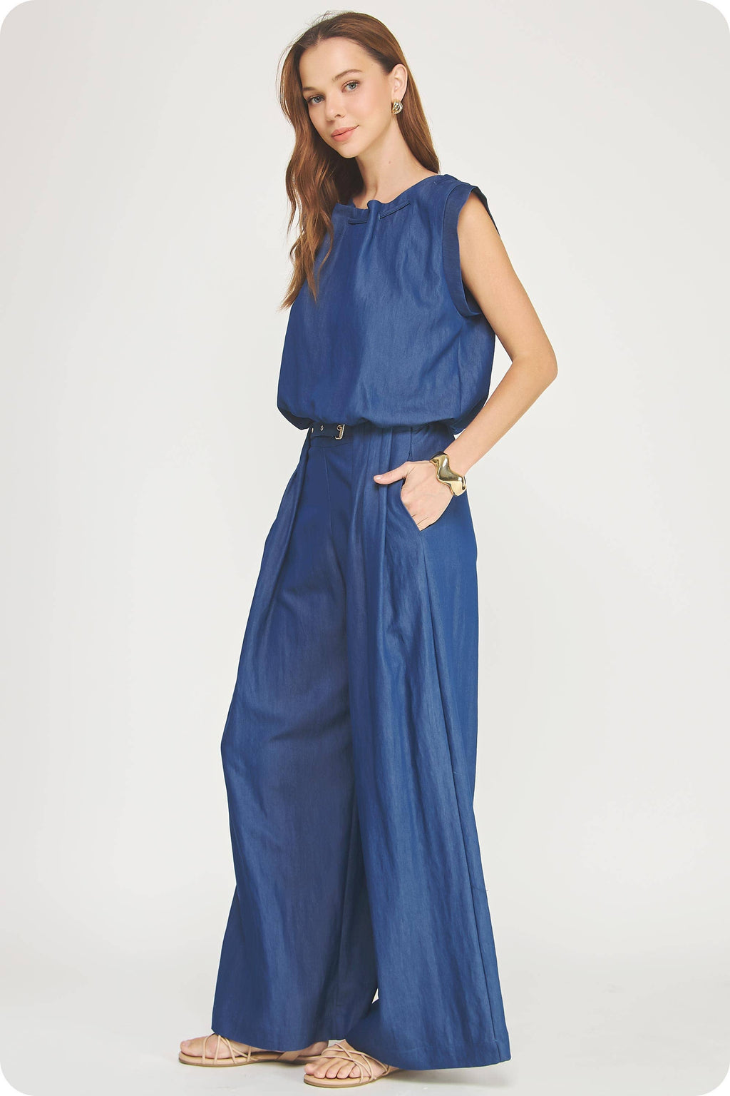 Sleeveless Top & Pleated Wide Pants Set