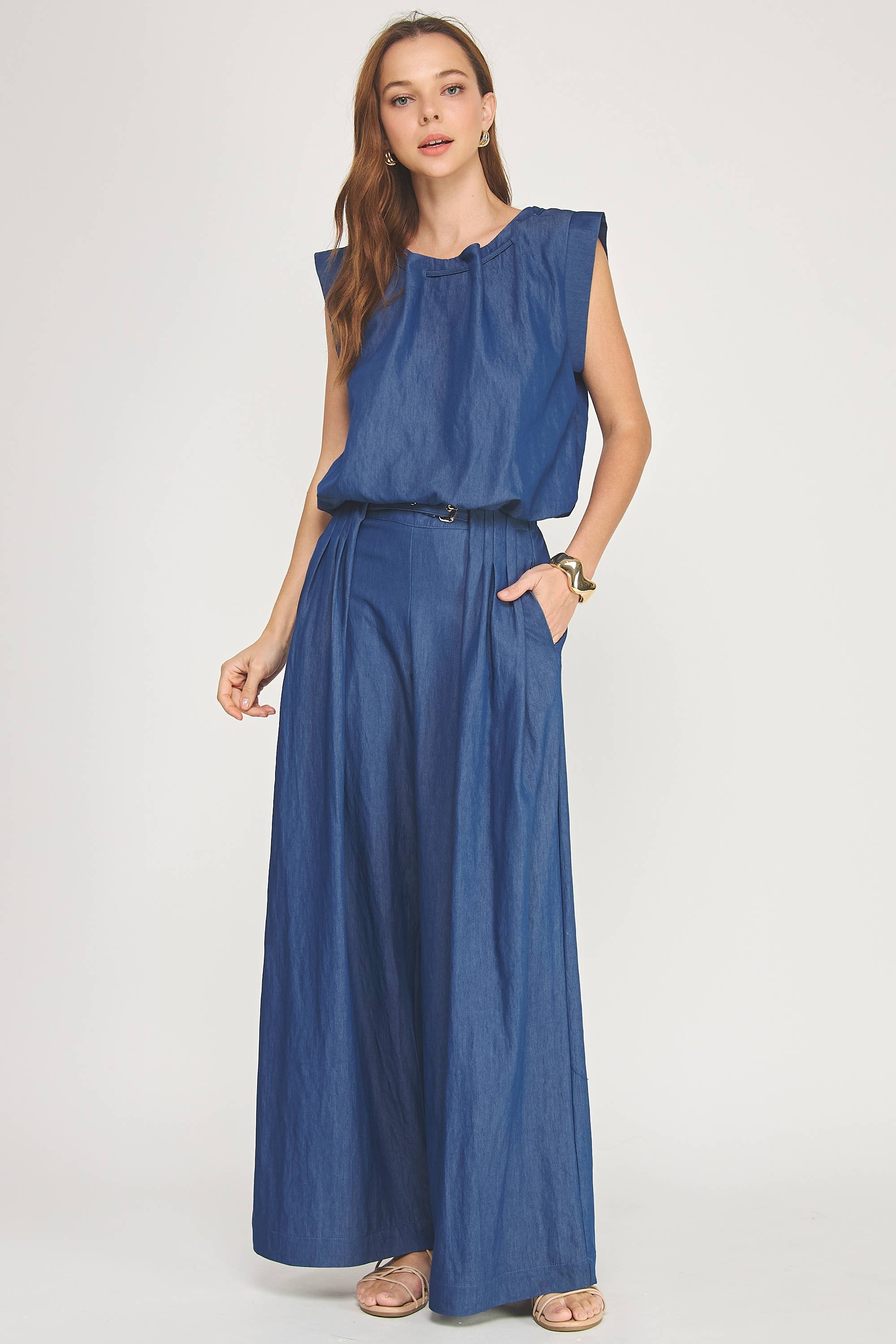 Sleeveless Top & Pleated Wide Pants Set